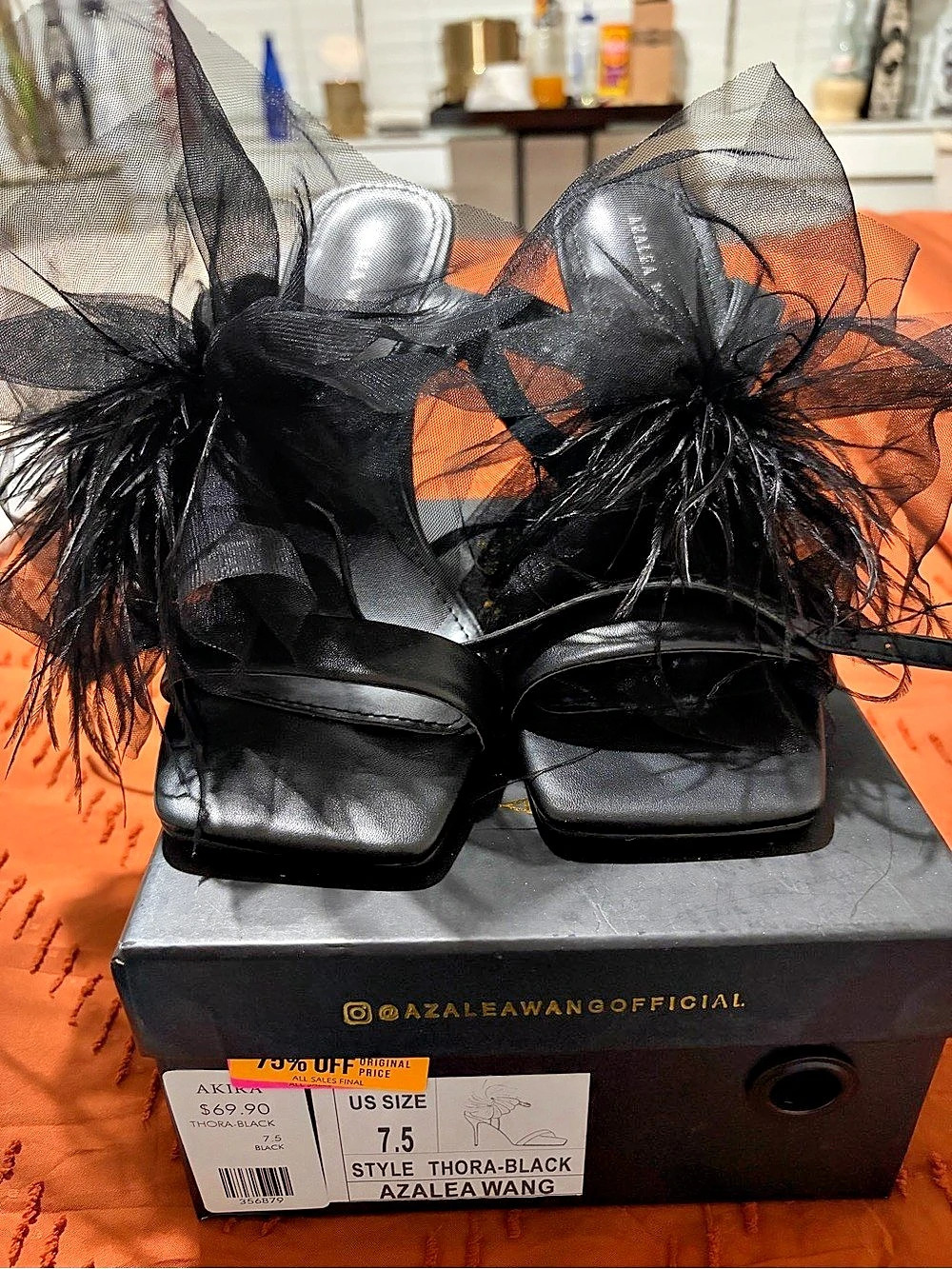 Azealia Wang Thora Black Feather Heels US 7.5 Like New